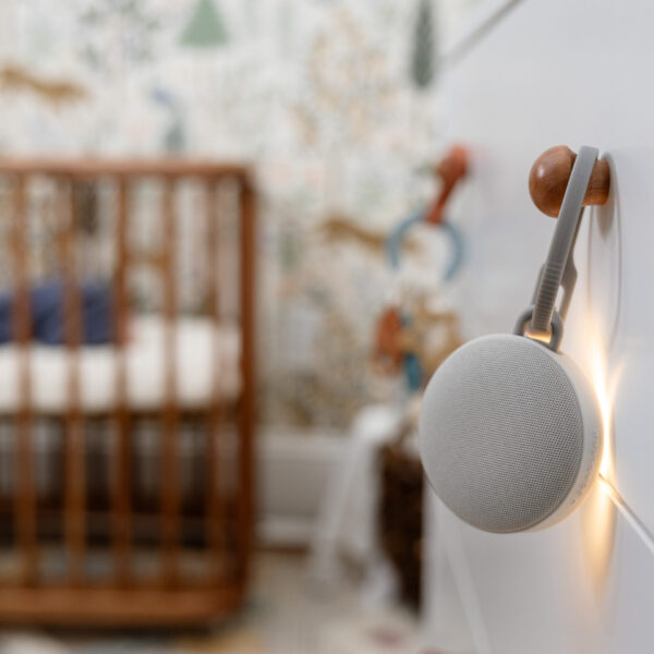 Hushh 2 Travel Sound Machine+Night Light - Image 5